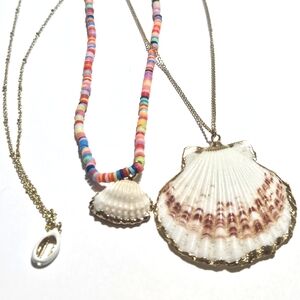 American Eagle Colorful Beaded Necklace Set Of 3 with Shell Pendants